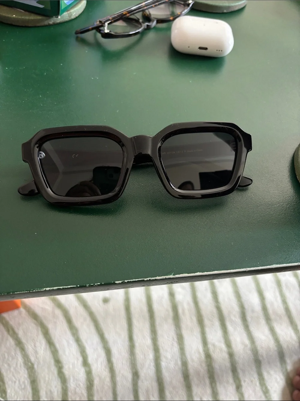 Black Meller Square-Frame Sunglasses